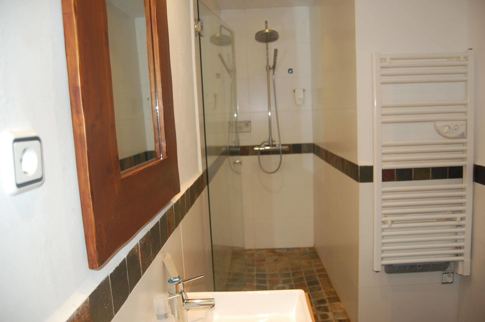 Bigues I Riells Hotel Moli De La Torre מראה חיצוני תמונה